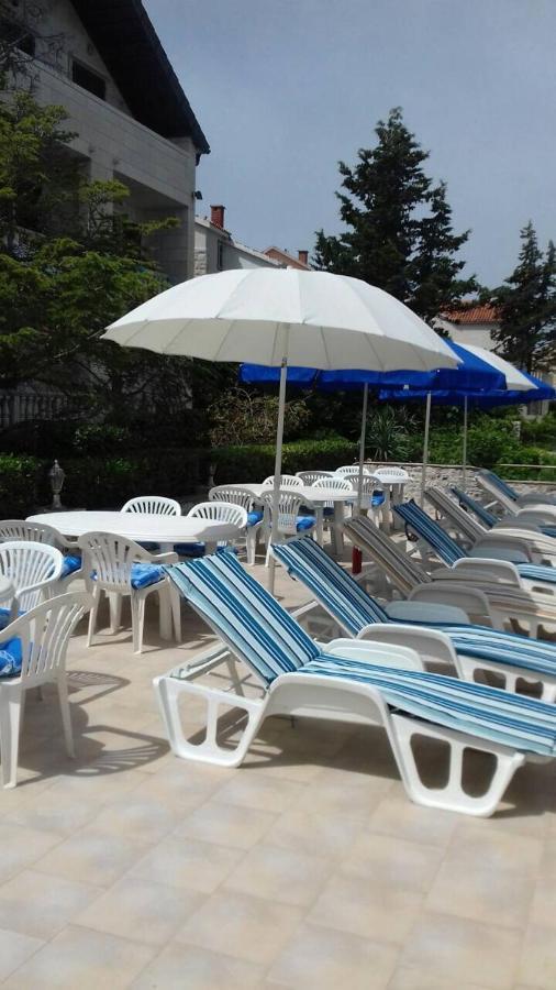 Apartmenthaus Punta **** Splitska Kültér fotó