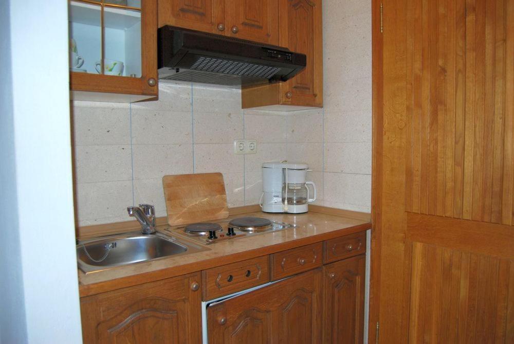 Apartmenthaus Punta **** Splitska Kültér fotó