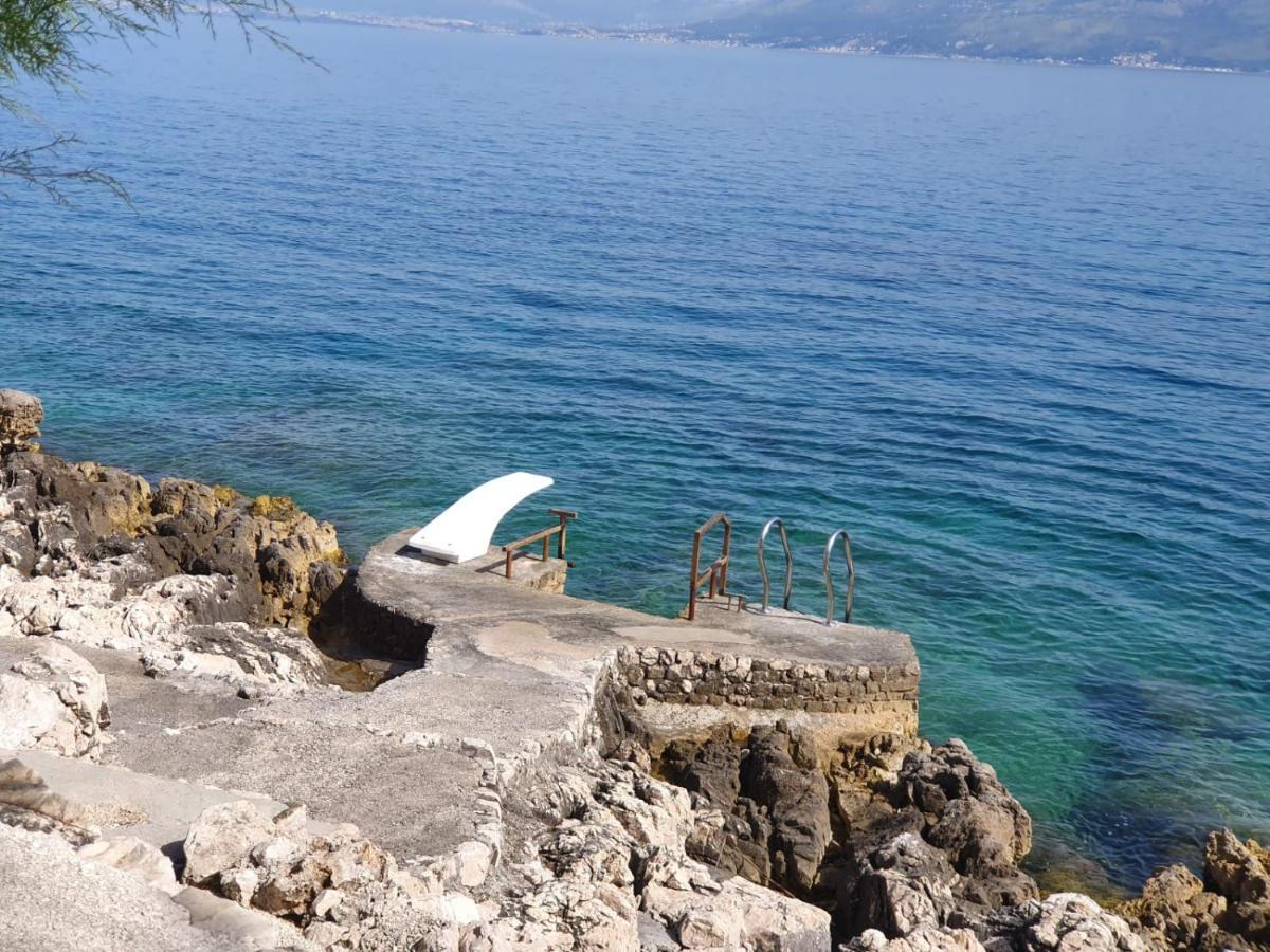 Apartmenthaus Punta **** Splitska Kültér fotó
