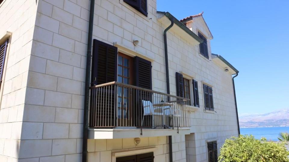 Apartmenthaus Punta **** Splitska Kültér fotó
